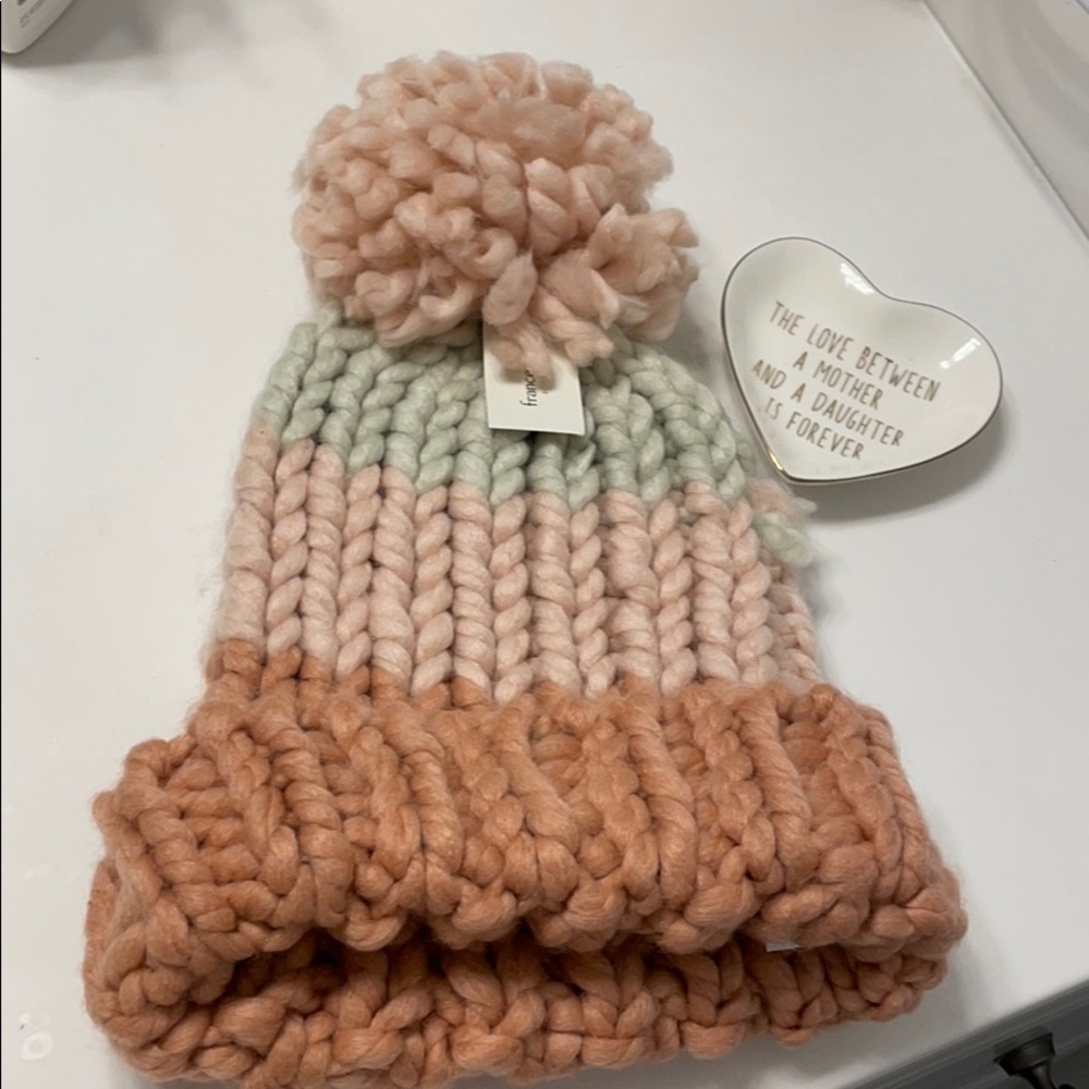 Francesca's chunky knit pompom beanie
